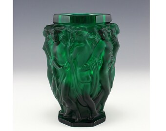 Glamorous Art Deco Unique Green Art Glass Vase 1930' Hoffmann Glass Vase