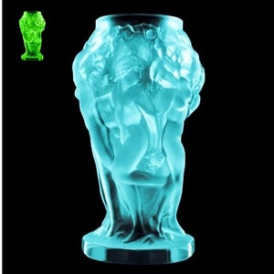Art Deco Aquamarine Blue Uranium Vaseline Glass Vase 1930&#39; H.Hoffmann Collectible Glass Vase | Vaseline Glass Vase
