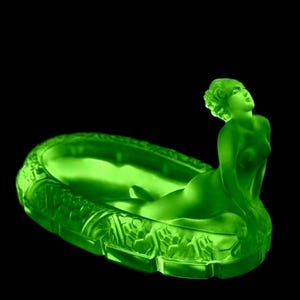 Art Deco Green Uranium Glass 1930&#39;s H.Hoffmann Sculpture • Vaseline Glass • Bowl for Jewelry • Collectible Glass • Uranium Glass Figurine