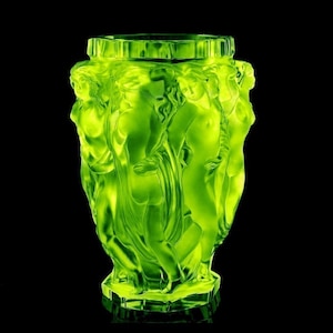 Glamorous Art Deco Art Glass Vase 1930' Hoffmann Figural Glass Vase | Flower Top Vase | Vase Decor Glass | Home Decor | Vaseline Glass Vase
