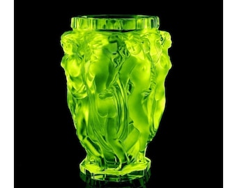 Uranium Glass Art Deco Bacchantes Vase 1930' H. Hoffmann