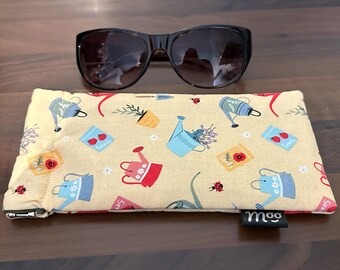 Glasses Case – Gardening Print on Yellow Cotton Fabric