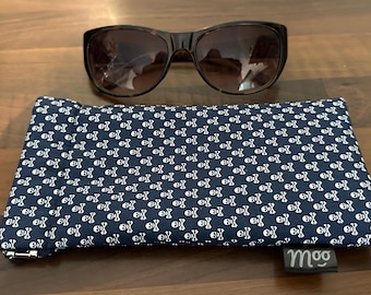 Glasses Case – Blue Fabric with Skull and Crossbones Print