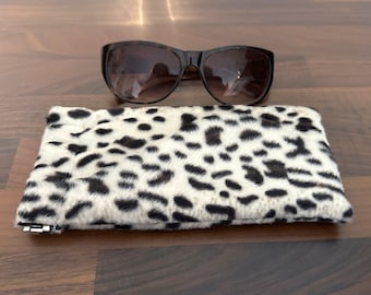 Glasses Case – White Snow Leopard Print Faux Fur Fabric