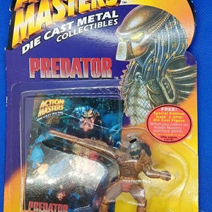 Terminator predator diecast figure and collectors card 1994 kenner action masters interlocking diecast figures sealed in bubble packet.