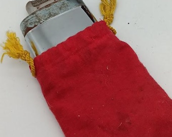 Jon-e vintage handwarmer met originele rode opbergtas.