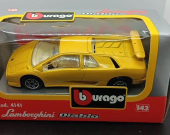 Bburago 1988 Lamborghini Countach Diecast Model Car - Scale 1/18