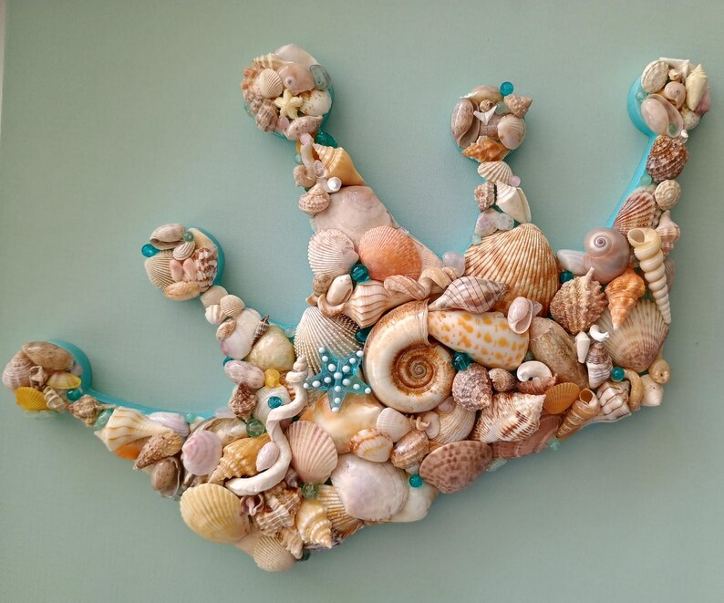 Florida Seashell Queen Princess Crown Tiara Wall Hanging Wooden ...