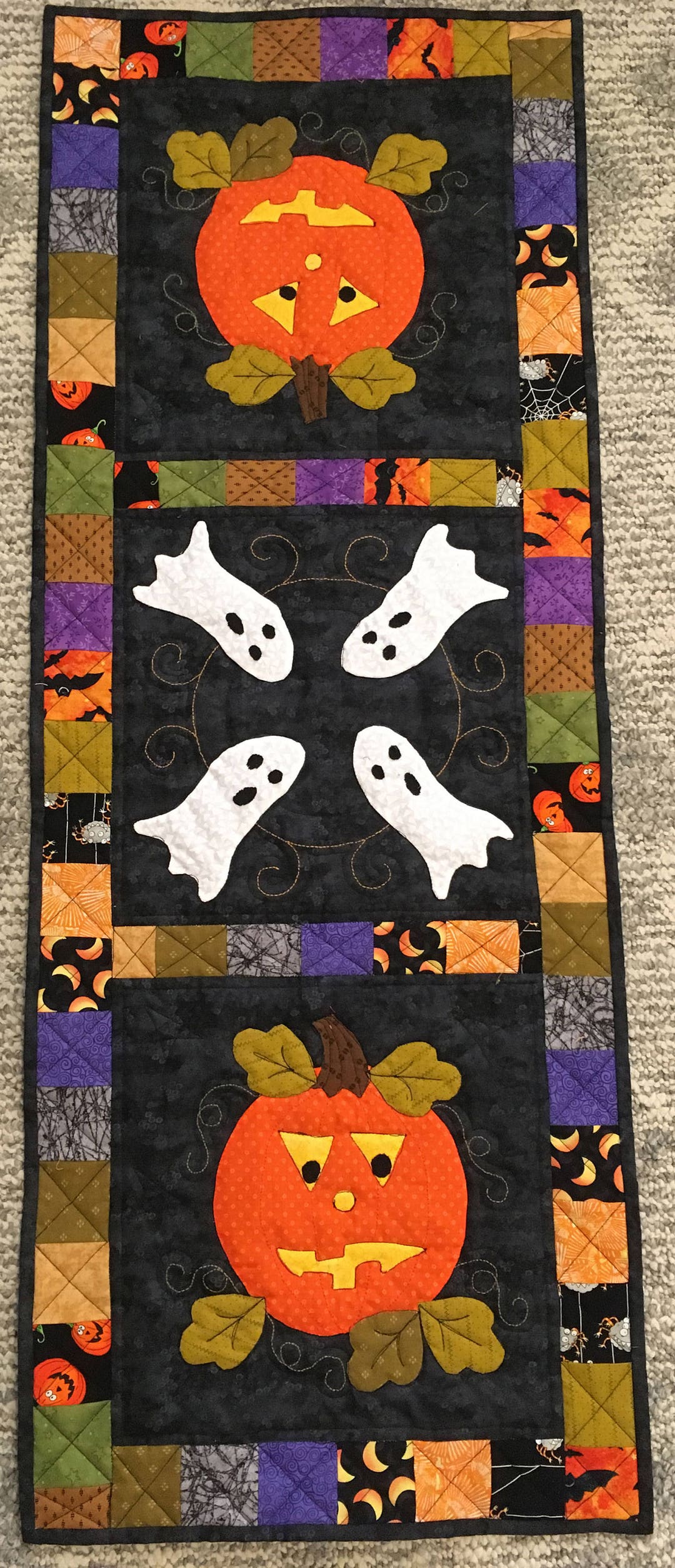 Pumpkin and Ghost Halloween Table Runner - Etsy