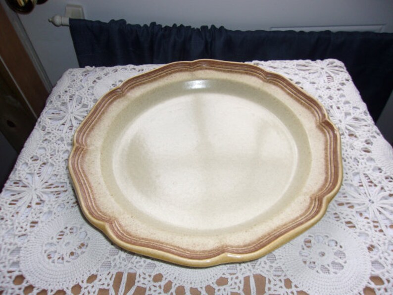 Mikasa Whole Wheat Round Platter 12-14 Wide ~ Free Shipping