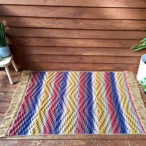 Southwest Rug Crochet Pattern and Tutorial, PDF Instant Download, Non-Profit Shop, Beginner Photo Tutorial, Boho Rug or Blanket
