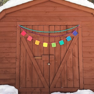 Summer Party Garland Crochet Pattern, PDF Instant Download, Non-Profit Shop, Beginner Photo Tutorial, Boho Bohemian Rainbow Party Decor