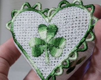 3D FSL clover heart box embroidery file, Free Standing Lace, Machine Embroidery file, 3D FSL digital download, Saint Patrick's Day DIY gift