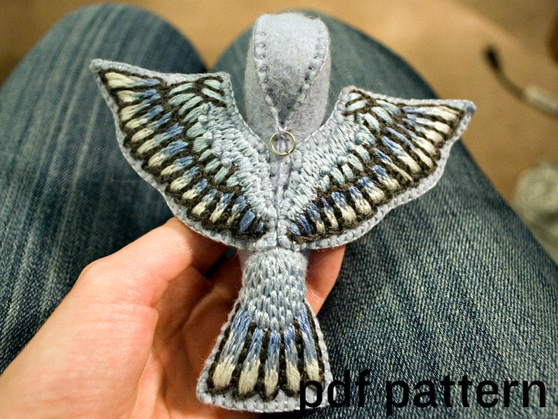bird sewing pattern / bird embroidery pattern / bird plushie pattern / flying bird plushie tutorial image 3