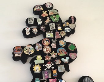 Disney Goofy pin display board, 20" tall, fit approx 55 pins