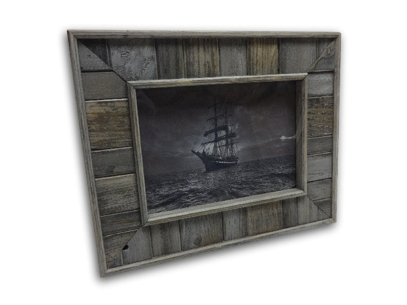 Barn Wood Picture Frame, Distressed Picture Frame, Gray Picture Frame, Handmade Rustic Wood Frame, Country Home Decor, 5x7 frame image 2