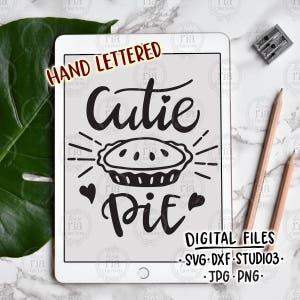 Pastel lindo, lindo recién nacido bebé niña archivos digitales, SVG, DXF, studio3, jpg, png descarga instantánea, calcomanías de vinilo diy, imprimibles