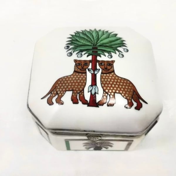 Vintage leopard box cheetah box jewelry box lidded box designer wild cat trinket box leopard jewelry box big cat leopard Limoges box palms