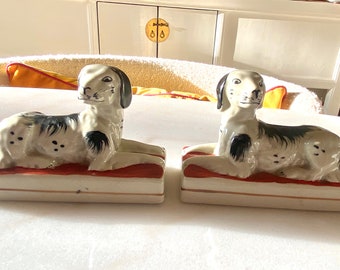 Vintage Ceramic Spaniel Dog Figurines, Staffordshire Style Pair