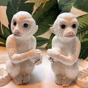 Vintage Ceramic Monkey Bookends Chelsea House Monkey Bookends White Ceramic Monkey Bookends Monkey Ceramic Monkey Figurines Italian monkey