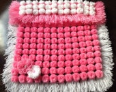 pom-pom baby blanket , gift ideas,