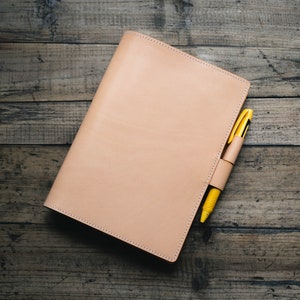 A5/Hobonichi Cousin/Seven Seas Buttero Leather Notebook Cover with interlocking pen loops