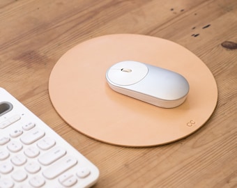 Natural Round Leather Mouse Pad