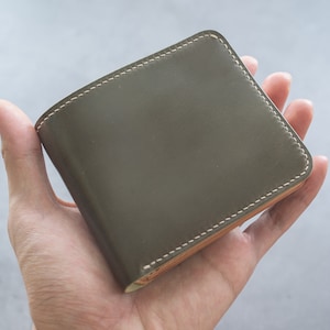 7 COLORES - 6 ranura verde oliva concha cordobés & cuero natural billfold cartera