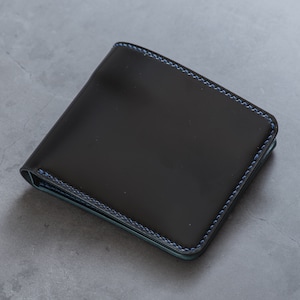 PERSONALIZABLE - 6 ranuras negro y azul marino shell cordovan cuero Billfold Wallet