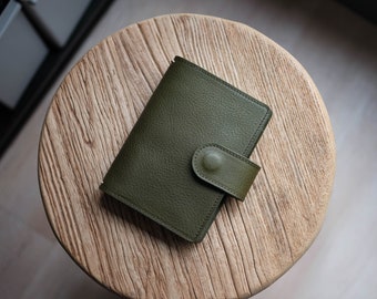 ALL SIZES - Olive Green Pebbled Leather Stitched Traveler's Notebook w/ Strap Closure (No inserts included)