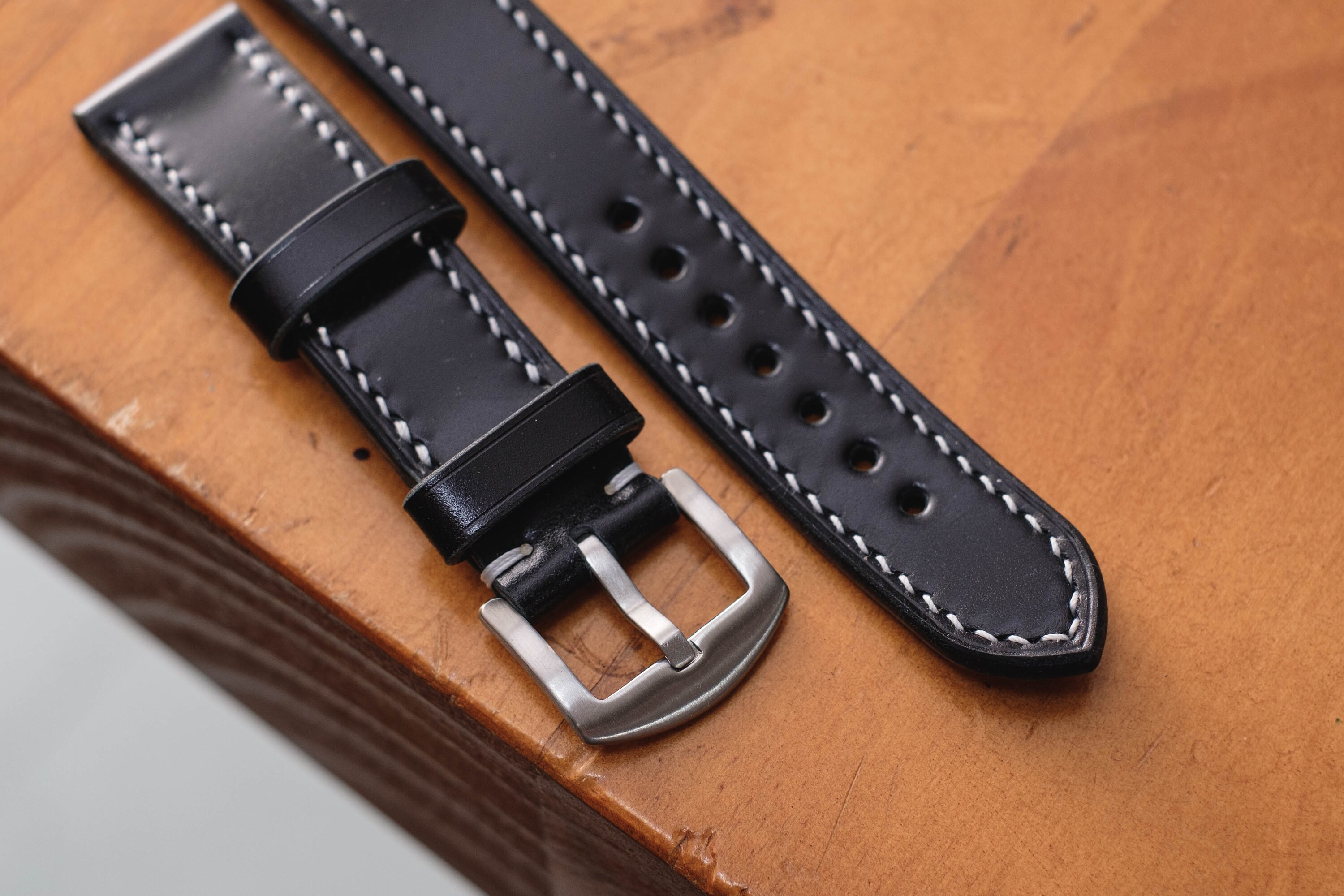 Black Shell Cordovan Leather Tapered Basic Watch Strap 18 20 22 and 24 Mm Etsy Canada