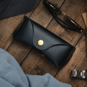 13 COLORS - Buttero Leather Sunglasses and Glasses Case