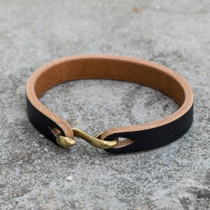 Black Vegetable-tanned Leather S Hook Bracelet