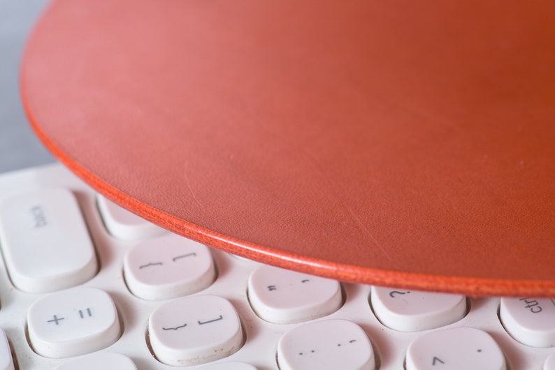 Orange Round Buttero Leather Mouse Pad 12 COLORS