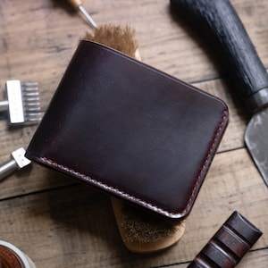 Horween Shell Cordovan billetera plegable minimalista
