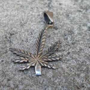 Sterling Silver Pot Leaf Pendant: Vintage 925 Silver Charm