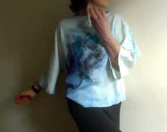 hand-painted oversized kimono blouse made of organic cotton, kimono sleeves sweatshirt, kimono sweater unique vegan knitwear by Tati