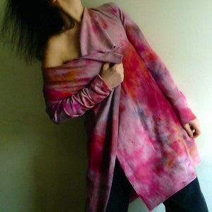 Handgefärbter Cardigan: Veganer Shrug by Tati