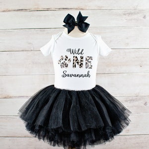 Baby Girl Wild One Birthday Outfit, Jungle Leopard Print Tutu Personalized Bodysuit, Perfect for Cake Smash, Birthday Photos, Gift for Girl