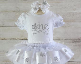 Winter Onederland First Birthday Outfit, Snowflake First Birthday, Baby Girl First Birthday Outfit,Frozen Outfit, Custom Colors Available