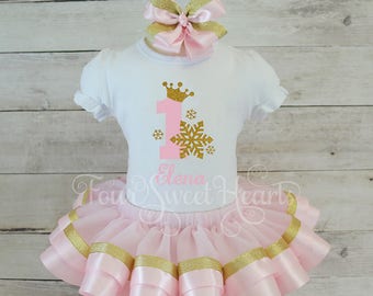 Winter Onederland First Birthday Outfit, Gold Snowflake First Birthday, Winter Birthday Outfit, Winter Wonderland Tutu Outfit Snowflake