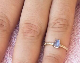 Moonstone Ring, Pear Engagement Ring, Blue Moonstone Ring, Teardrop Ring, Statement Ring, Dainty Ring, Solid Gold K14, Anniversary Gift