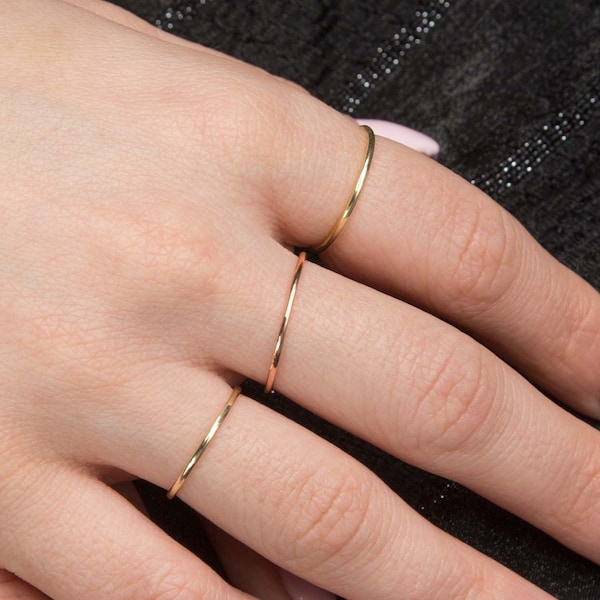 Solid Gold Band, 14k Thin Gold Ring, Thin Wedding Ring, Knuckle Ring, Gold Minimalist Band, Dainty Ring, Very Thin Band, Gold Stacking Ring