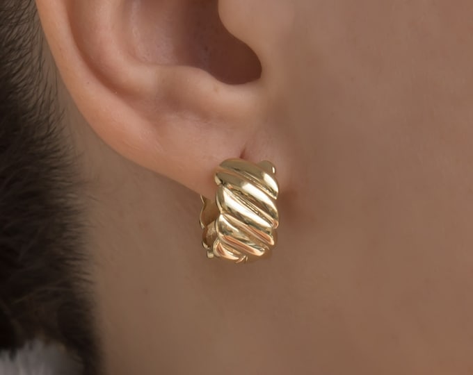 14k Gold Croissant Earrings, Wide Gold Hoop Earrings, Huggie Hoop Earrings, Latch Back Croissant Hoop Earrings, Gold Ribbed Hoop Earrings