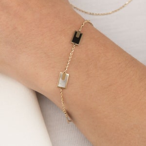 Mother of Pearl Charm Bracelet, Black Onyx Chain Bracelet, Geometrical Minimal Bracelet, Solid Gold K14, Dainty Gold Chain, Mother Gift