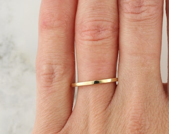 Thin Solid Gold Band, Flat Band Ring, Plain Minimalist Ring, Solid Gold 14k 9k Band, Wedding Band, Dainty Simple Delicate Not Tarnish Ring