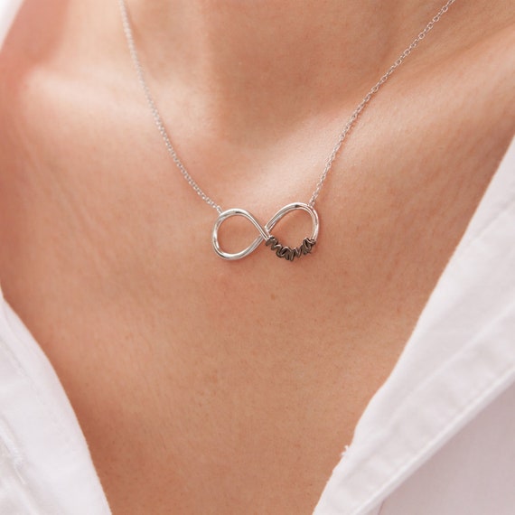 Infinity mothers store necklace