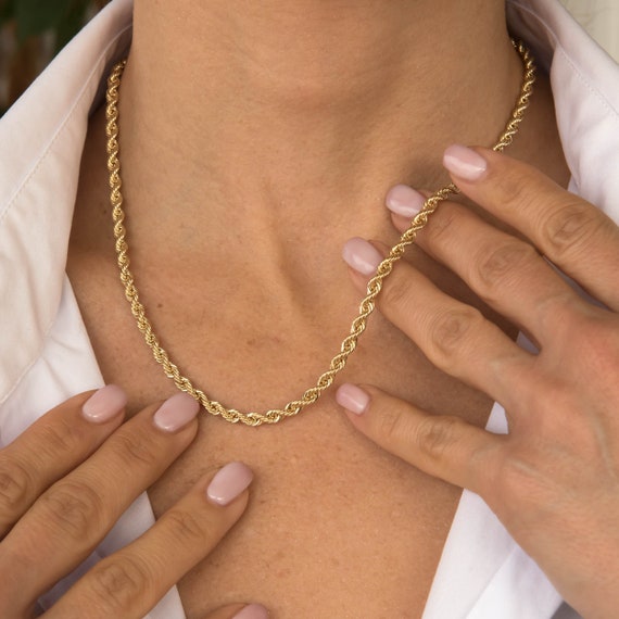 How To Spot Fake Gold Chains - Silver Spring Jewelers