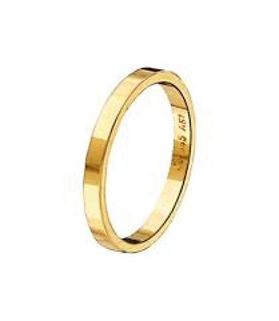 gold band ring
