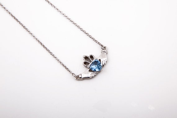 claddagh heart necklace